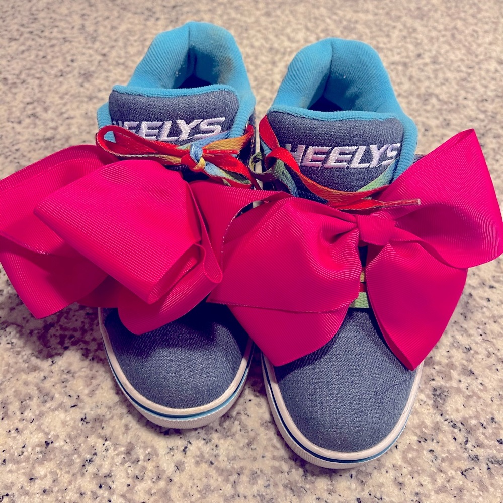 JoJo Siwa Heelys